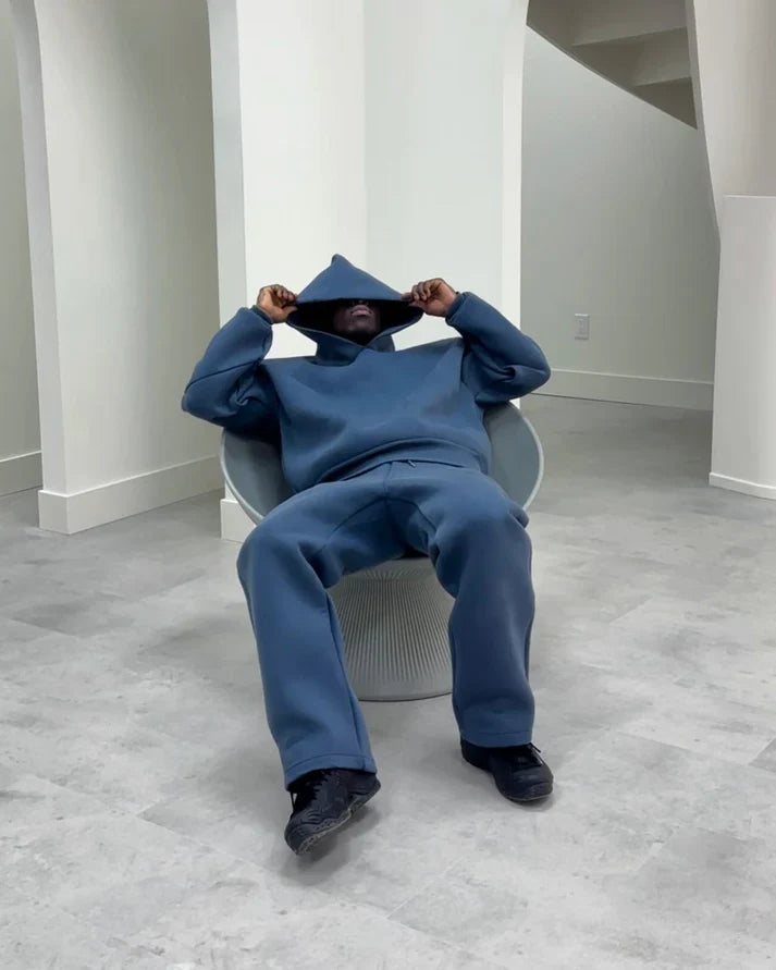 SEVENPETALS Minimalist Tracksuit